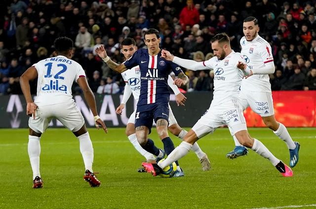 赵鹏：邵佳一人品很不错且性价比高，不行再归化两三个外援（赵鹏谈邵佳一：人品过硬、性价比高；若效果不佳再考虑归化两三名外援）