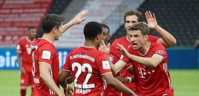 曼联拉什福德末段绝杀狼队（曼联凭拉什福德读秒绝杀击败狼队）