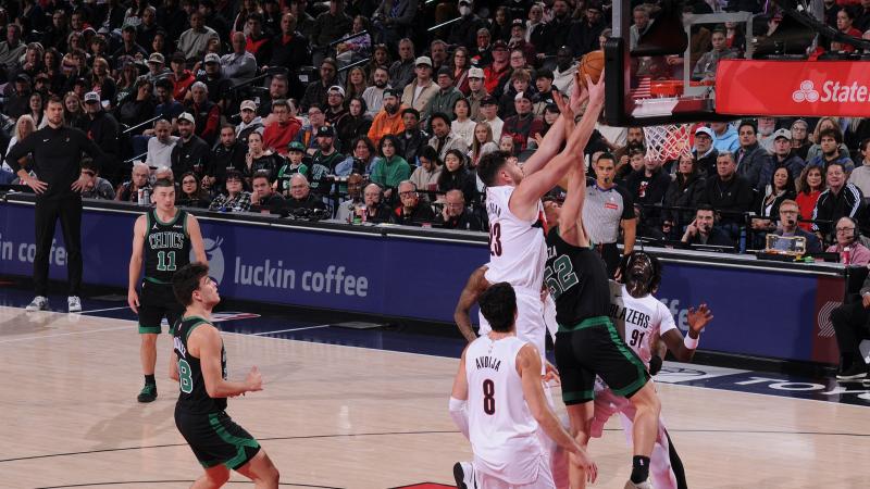日媒：札幌后卫家泉怜依新婚能量满格，甜蜜盛赞爱妻厨艺（日媒：札幌后卫家泉怜依新婚状态拉满，甜蜜夸妻厨艺一绝）